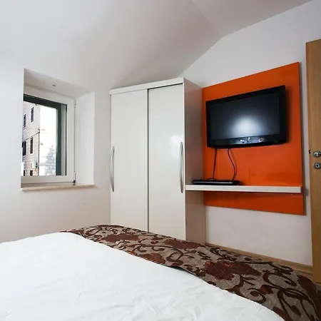 Marinac City Center & Apartment