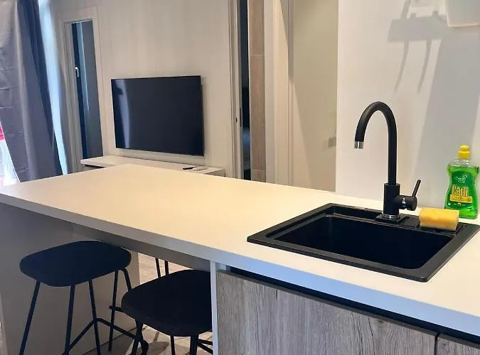 Marinac Center &