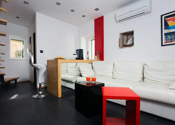 Marinac Center & Apartamento *